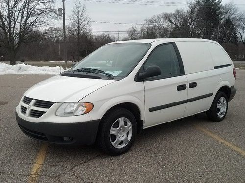 2005 dodge caravan mini cargo van 4-door 82,000 miles one owner gov't fleet