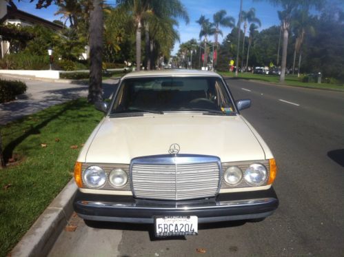 1980 mercedes benz 300d diesel outfitted with vegetable oil conversion 98k miles