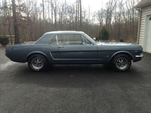 1965 mustang coupe 289 fully restored!! garage kept!!