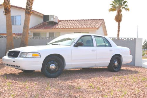 2008 ford crown victoria police intercepter white