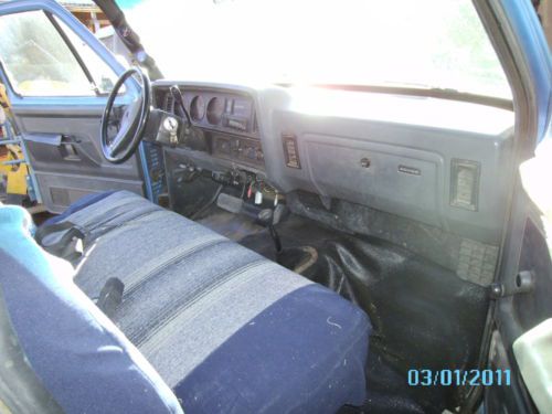 1991 Dodge D250 Base Standard Cab Pickup 2-Door 5.9L 4x4, image 12