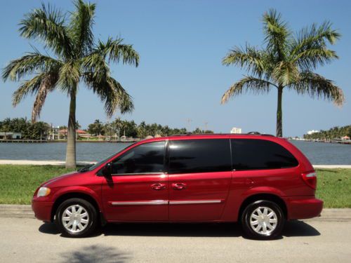 2006 chrysler town country touring 1own tv/dvd low miles non smoker no reserve!