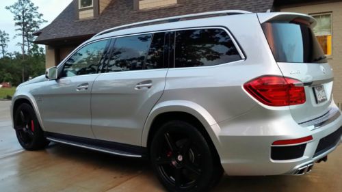 2014 mercedes-benz gl63 amg with hre 22 &#034; wheels excellent!