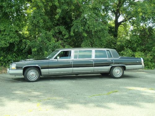 1992 cadillac fleetwood brougham limousine mafia staff car 19k actual miles !