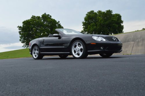One owner 2005 mercedes sl500 low miles!  will deliver free!*