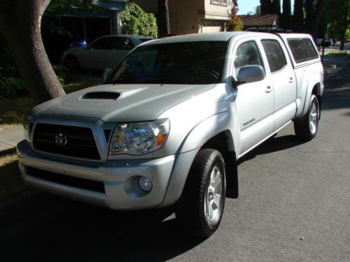 Toyota tacoma prerunner double cab, trd with hood scoop, bed 6ft, 21,000 miles