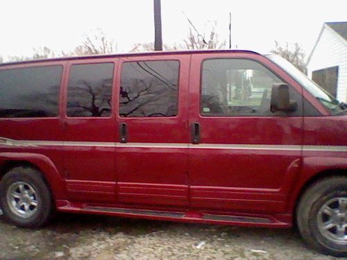 2007 chevy express 1500 ,only 20,000 miles