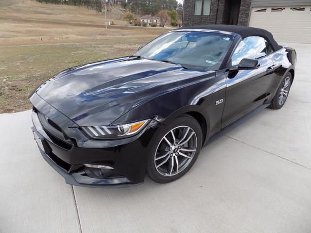2015 ford mustang convertible