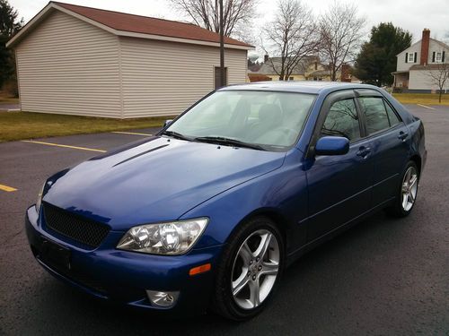 2001 lexus is300 - 3.0 liter 6 cylinder - automatic - w/ only 96,900 low miles!!