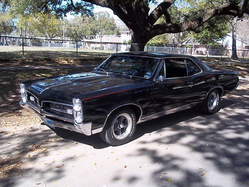 1967 pontiac gto********low mile ,matching #s factory a/c,low reserve***********