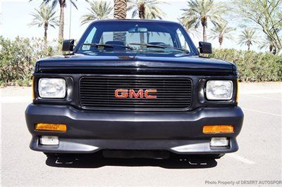 1991 gmc syclone,4.3 turbo,awd,clean truck,just serviced,runs and drives great!!