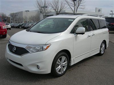 Pre-owned 2013 quest le, nav, dvd,roof, bose, white/tan, only 61 miles