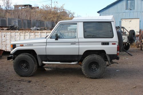 1987 bj70 toyota land cruiser