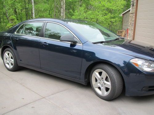 2010 chevrolet chevy malibu ls sedan 4-door 2.4l - fantastic condition