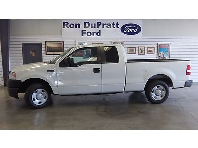 Truck 4.6l ac automatic gas cruise control finance tilt abs rwd bed liner steel