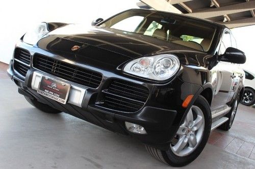 2004 porsche cayenne s. navigation. loaded. blk/tan. clean in/out. clean carfax.