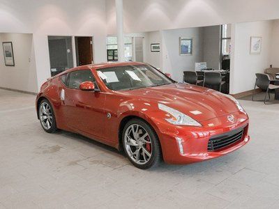 2013 nissan 370z touring sport package  19" wheels