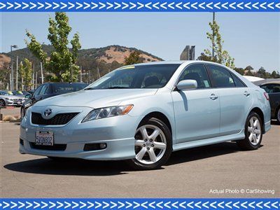 2007 camry se: offered by mercedes-benz dealership, exceptionally clean vehicle