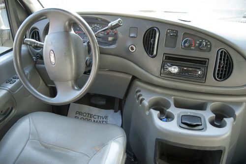 2005 ford econoline 250