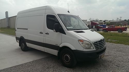 2008 mercedes sprinter - 120k miles high top - $16995 (cleveland oh)