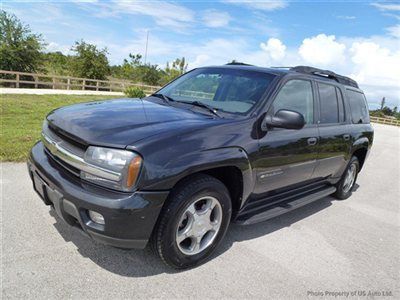 04 trailblazer ext ls 4x4 clean carfax 3rd row seats tow package dvd tv low res