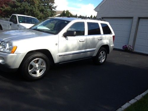 Jeep 2005 grand cherokee limited one owner