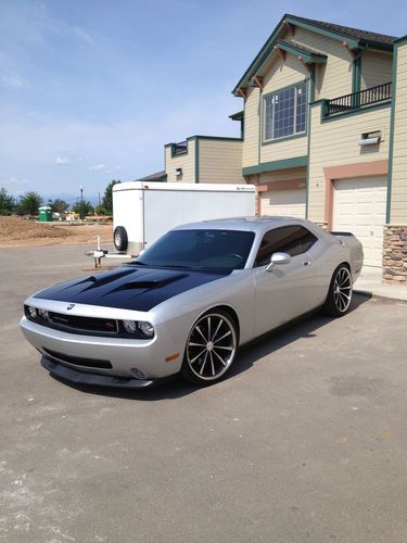 2009 dodge challenger r/t supercharged and modified by saleen
