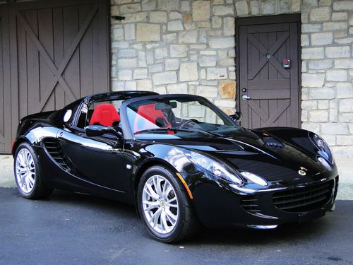 Elise, two tops, black over red alcantara, only 6300 miles just serviced 6 speed