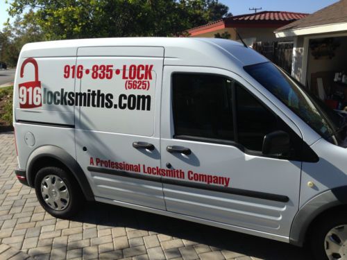 2010 ford transit connect for locksmithing