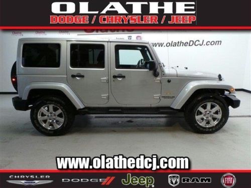 Sahara package, infinity sound, tow package, heated seats, matching hard top