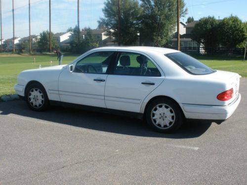 1998 mercedes benz e 320 4-matic sedan