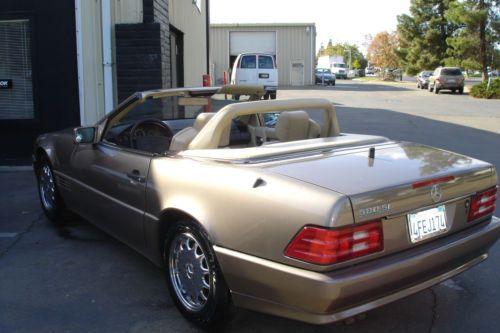 1990 mercedes-benz 500sl base convertible 2-door 5.0l ( mint condition )