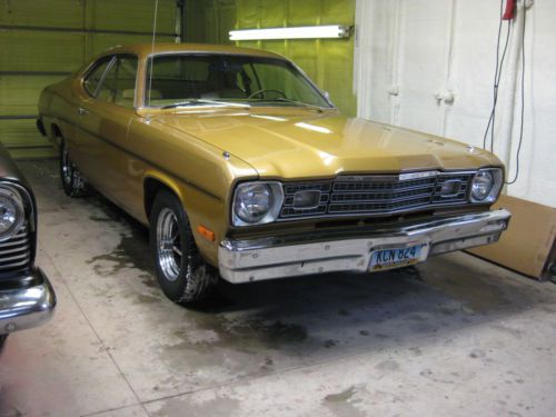 1974 plymouth gold duster