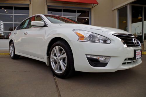 2013 nissan altima, 1-owner, leather, moonroof, rearview camera, more1