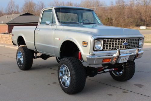 1969 CHEVY C10 TRUCK SHORT BED 4X4 LIFTED 350 4 SPD 35" TIRES 20X12 WHEELS SHOW, image 1