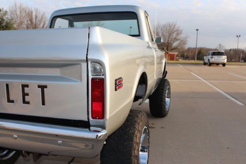 1969 CHEVY C10 TRUCK SHORT BED 4X4 LIFTED 350 4 SPD 35" TIRES 20X12 WHEELS SHOW, image 16