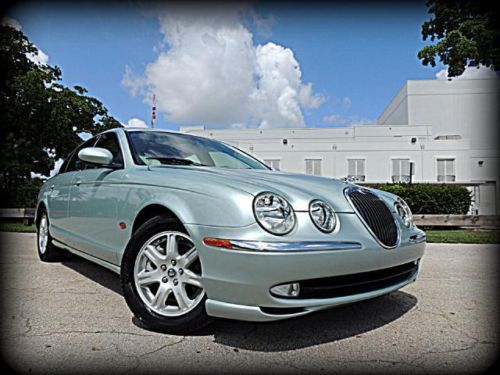Florida, seafrost, 2 owner, carfax certified, new jaguar trade - impeccable!