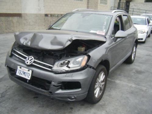 2014 volkswagen touareg vr6 lux damaged fixer repairable clean title! must see!!