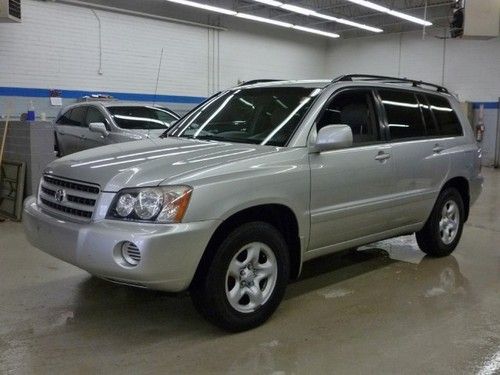 Auto cd/cass ac abs power optns only 69k miles well matned must see!!!!!!!!