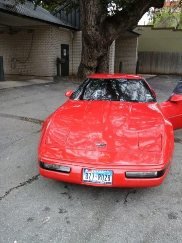 Race car red, removable hard top!!