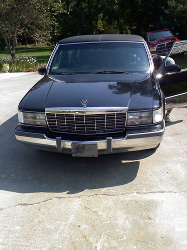 96 cadillac limo hi-top s&amp;s body,low miles,32125 total miles,great condition