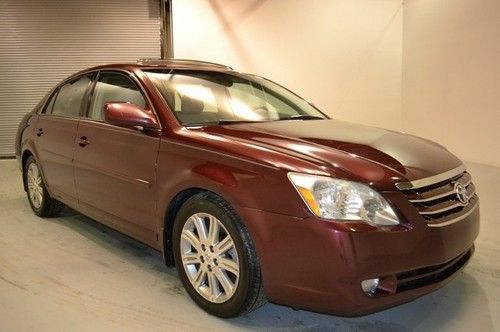 Toyota avalon limited 3.5l v6 sunroof power heated leather great condition