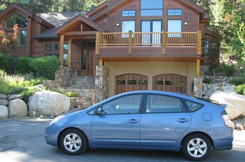 2004 toyota prius base hatchback 4-door 1.5l