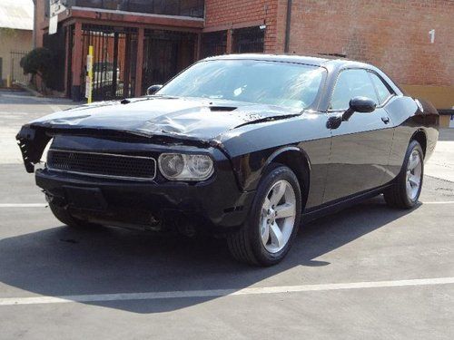 2011 dodge challenger se damaged salvage runs! priced to sell export welcome!!