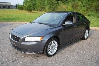 2011 volvo s40 grey/blk leather 12k miles sunroof looks/runs very gd no reserve