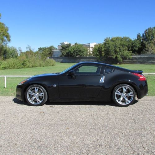 09 370z touring coupe black/black leather 6-speed 63k 19&#034; wheels immac
