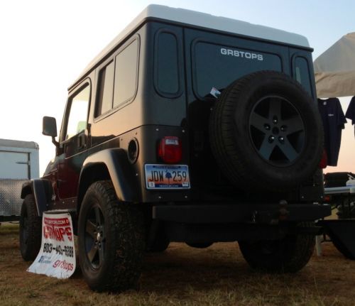 Find Used 1998 Jeep Wrangler Sahara Sport Utility 2 Door 4 0l