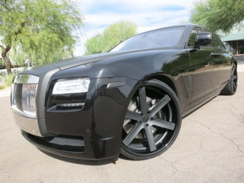 Pano roof camera system 24inch custom whls low 14k miles rare look 2011 2012