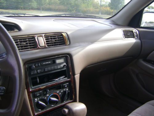 1998 toyota camry le sedan 4-door 2.2l