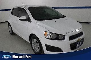 12 chevrolet sonic hatchback ls, 1 owner, clean carfax, great fuel economy!